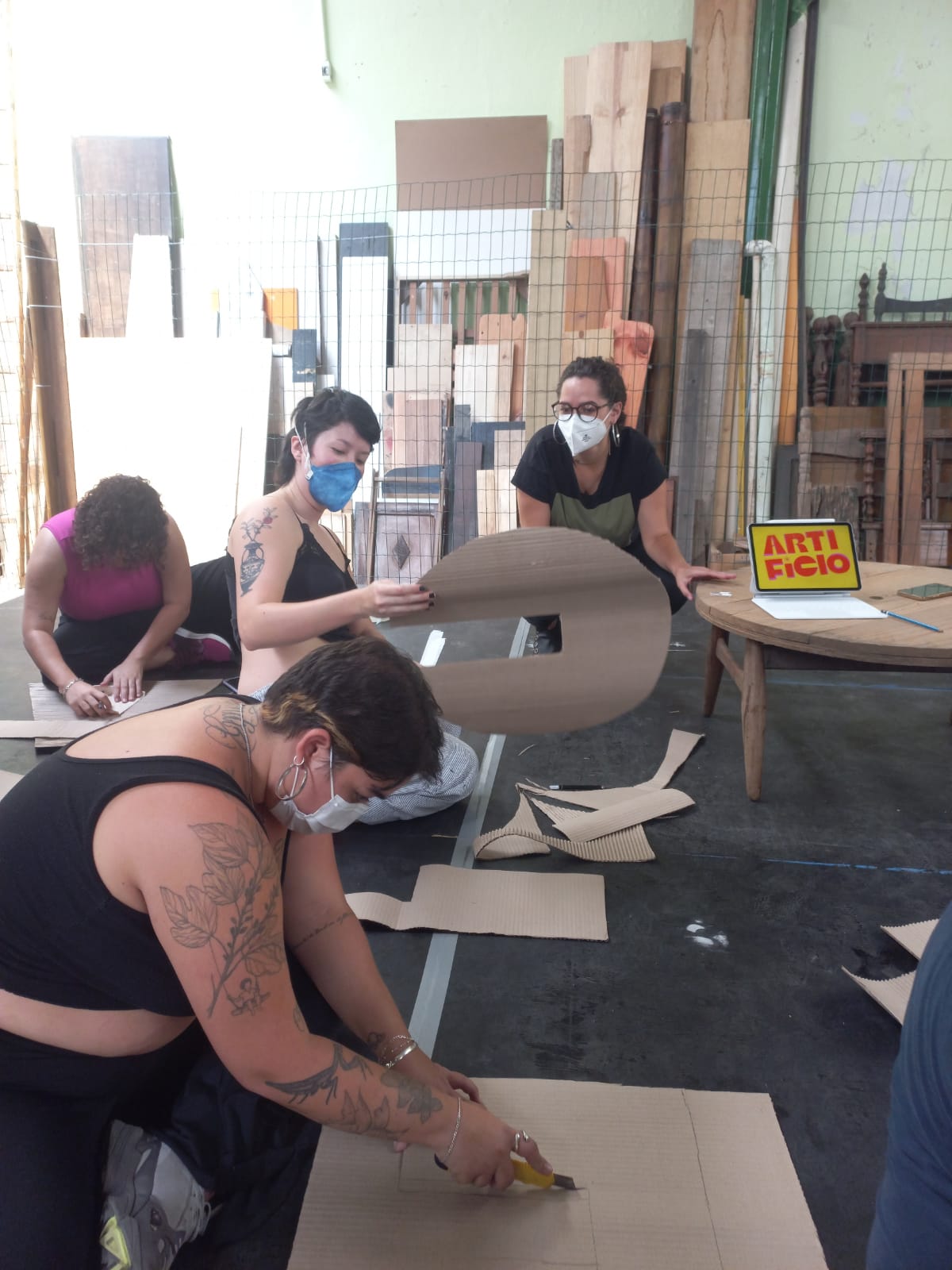 ILUMINAÇÃO E CENOGRAFIA | PROJETO ARTIFÍCIO (MG) 2022-2