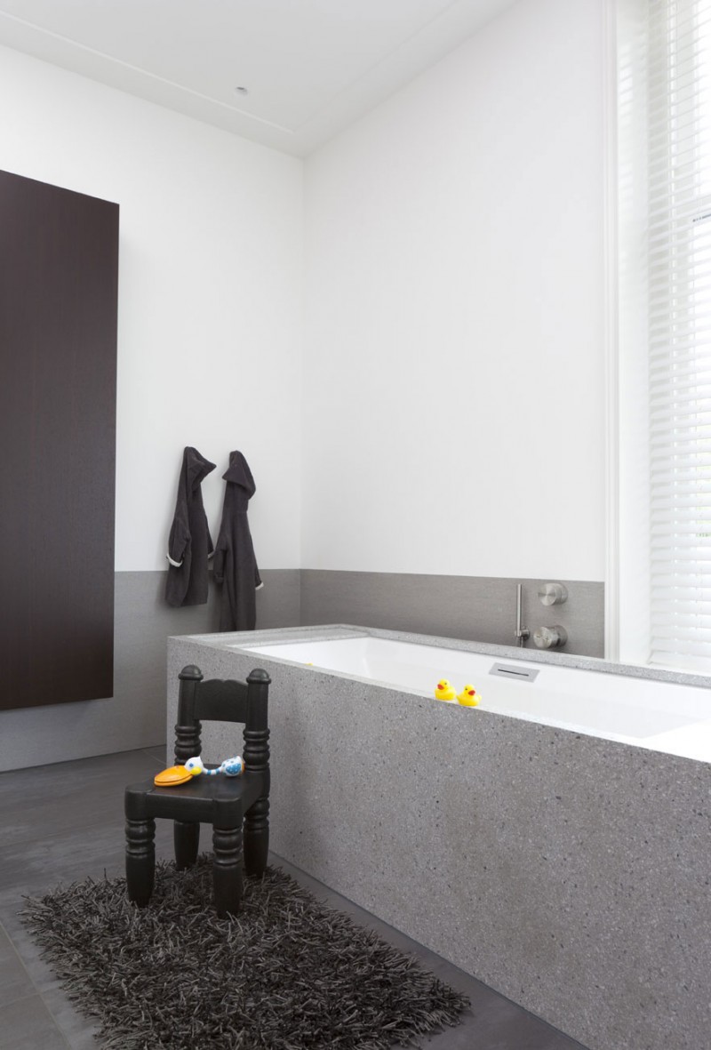 Manor by the River by Remy Meijers-15