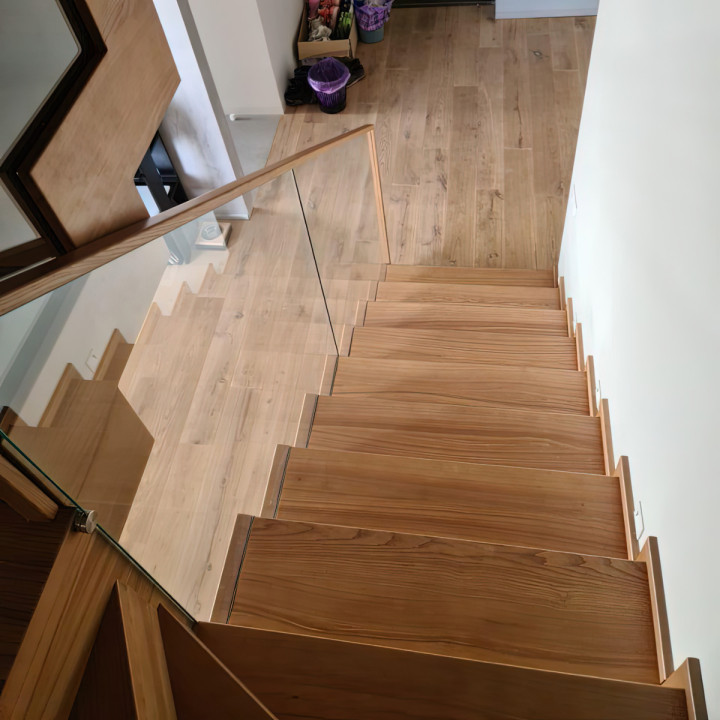 Gradius木质梯架式楼梯定制项目丨乌克兰基辅丨Gradius公司-5