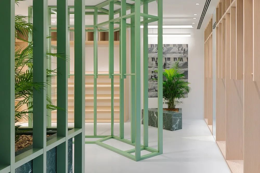 东京涩谷 STÜSSY 服装店设计丨日本东京丨PerronRoettinger-9