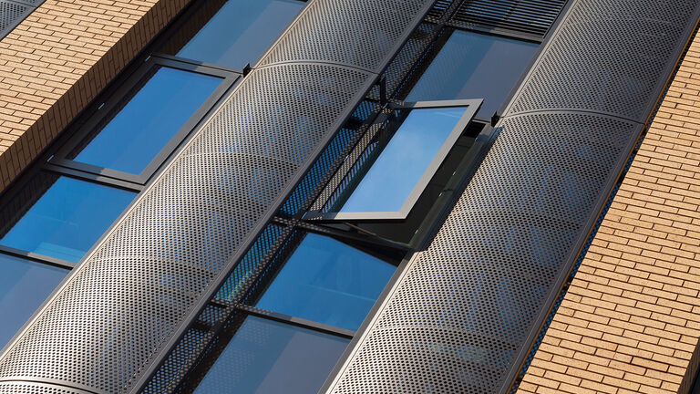 Broadway Malyan | National Centre for Sport and Exercise Medicine-18