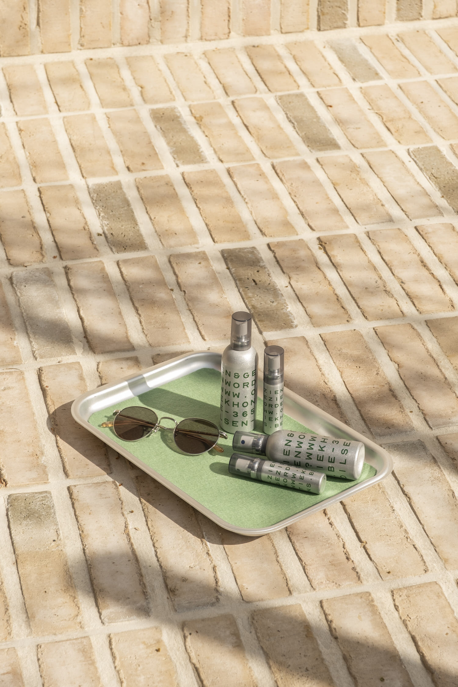 比利时 Optiek Hons 眼镜专卖店丨Zware Jongens-9