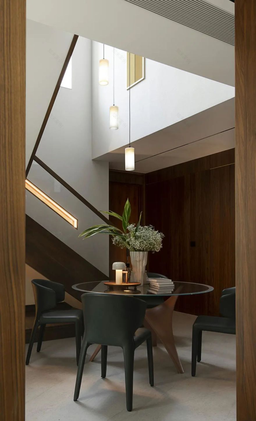 胡桃木的温润,营造光影下的生活感 | 千上设计-40