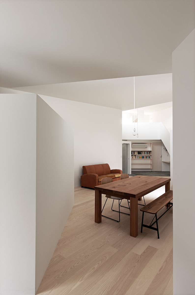 大阪扭曲住宅，城市与自然的和谐交融-23