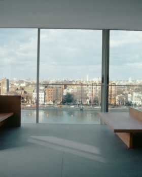 Barker Mill Apartment Claudio Silvestrin