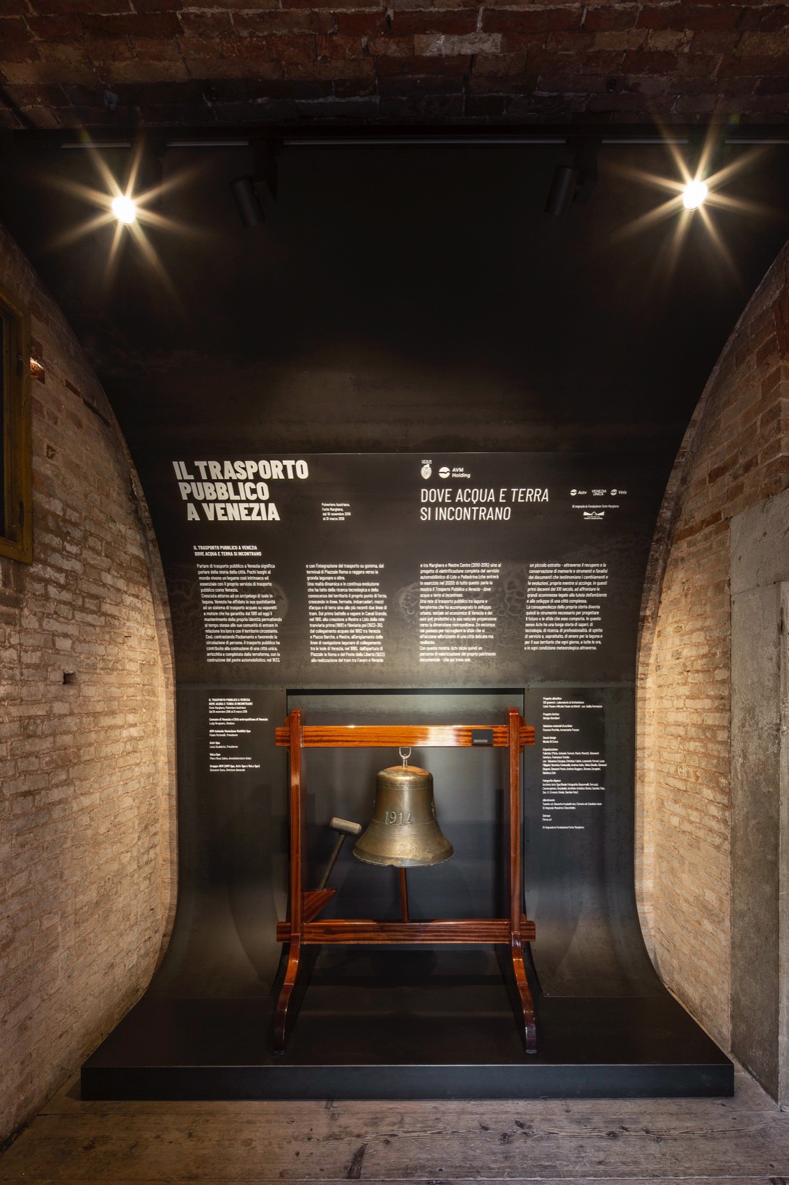 威尼斯的公共交通展览丨意大利丨120 grammi laboratorio di architettura-14