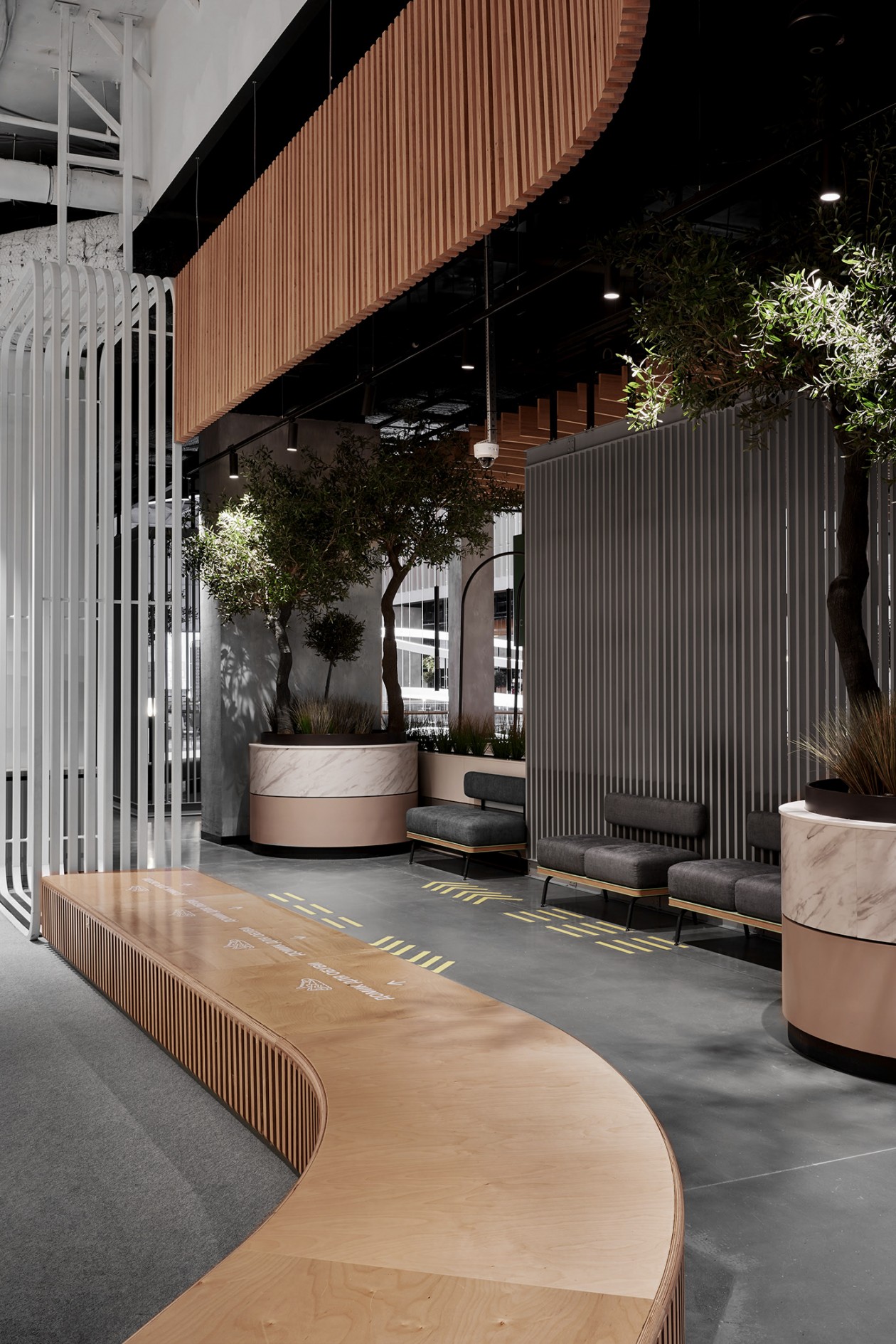 圣彼得堡最大的美食空间-20