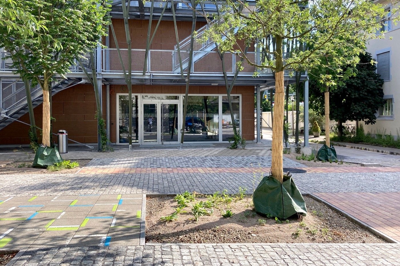 瑞士宇宙能源公司周围景观-18