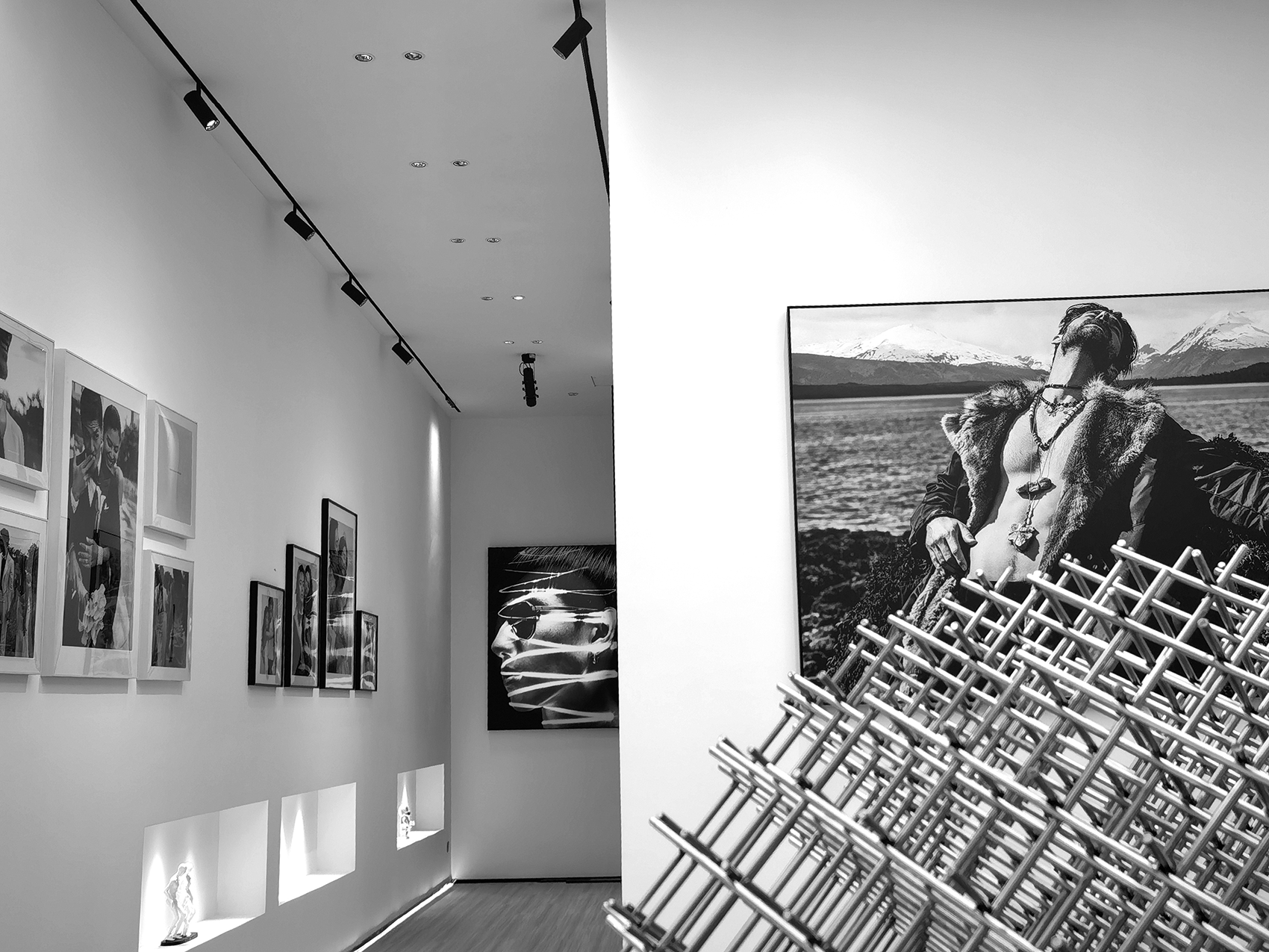 王军工艺相框大师主义展厅设计丨魔戏空间设计&ABDdesign-46