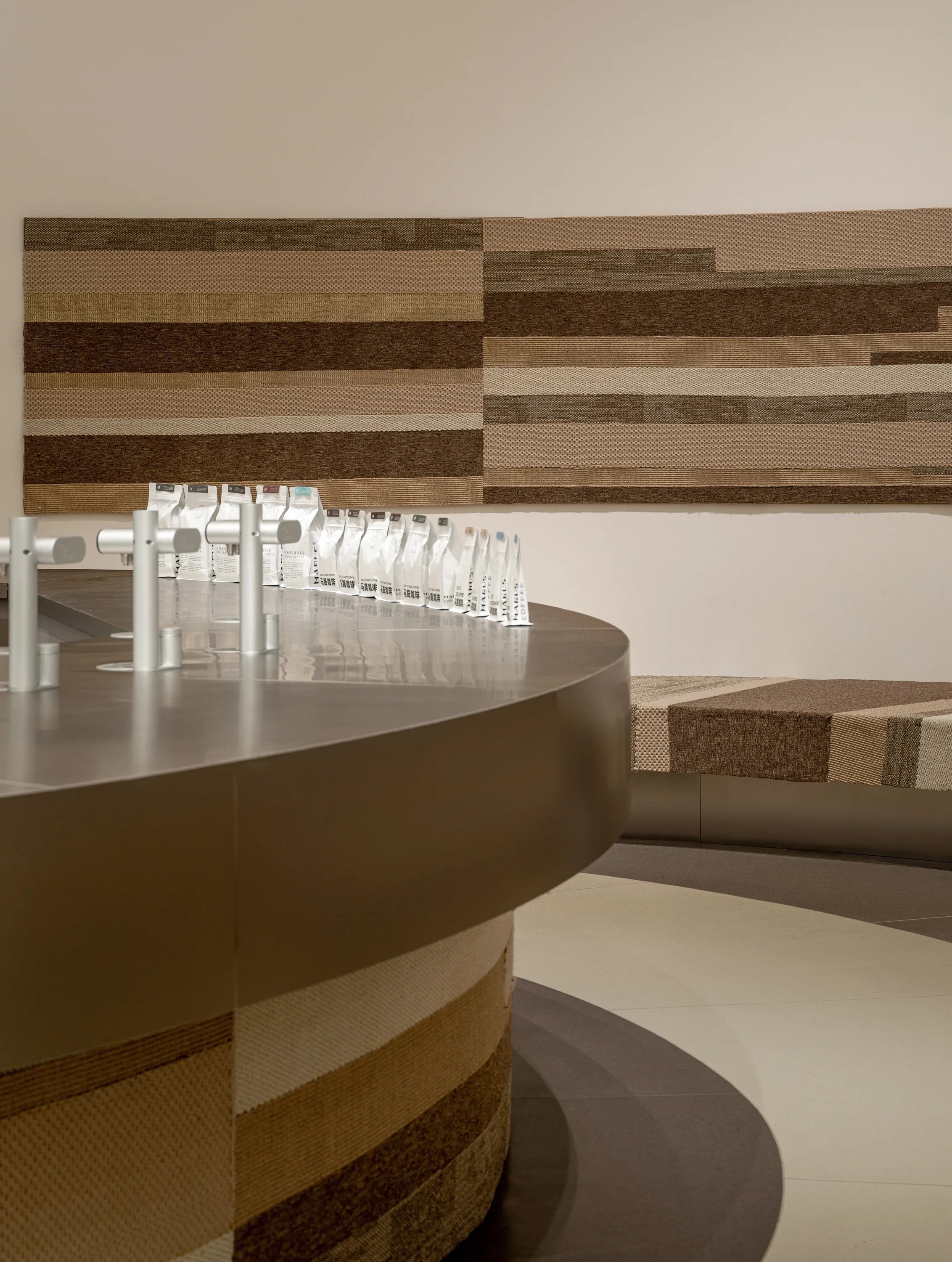 美好事物所  咖啡漩涡中央丨中国沈阳丨白菜设计-15