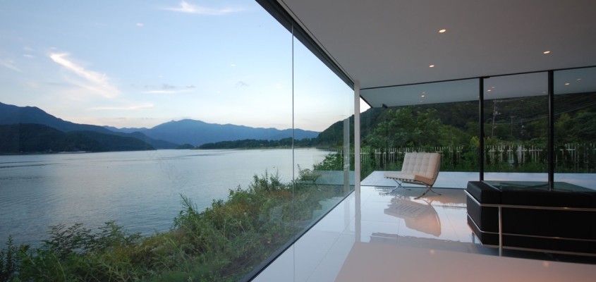 日本湖畔米斯式空间-0