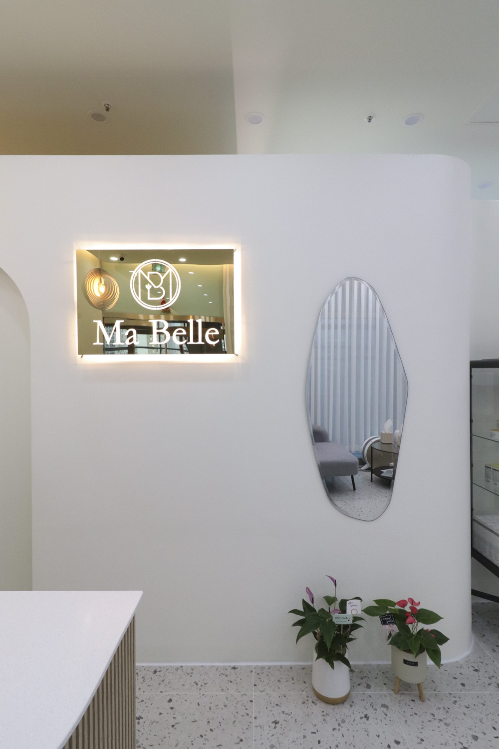 15 坪釜山美妆店-16