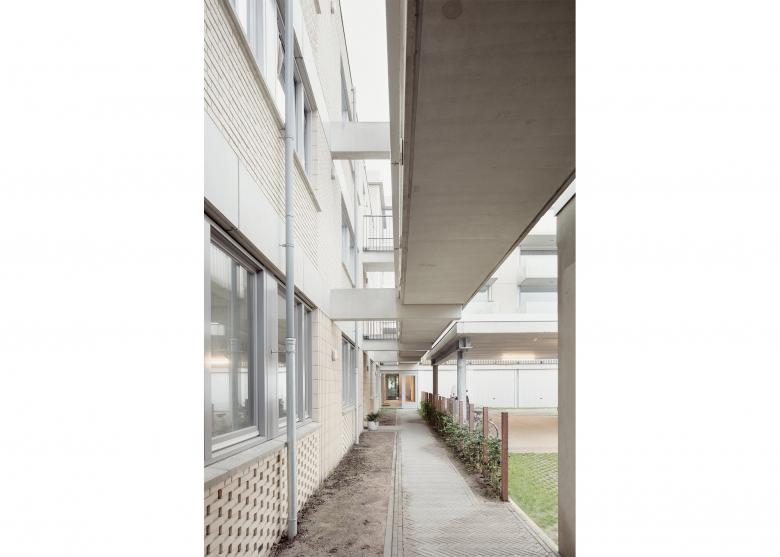 希尔弗瑟姆的住宅区丨荷兰丨Mateo Arquitectura-9