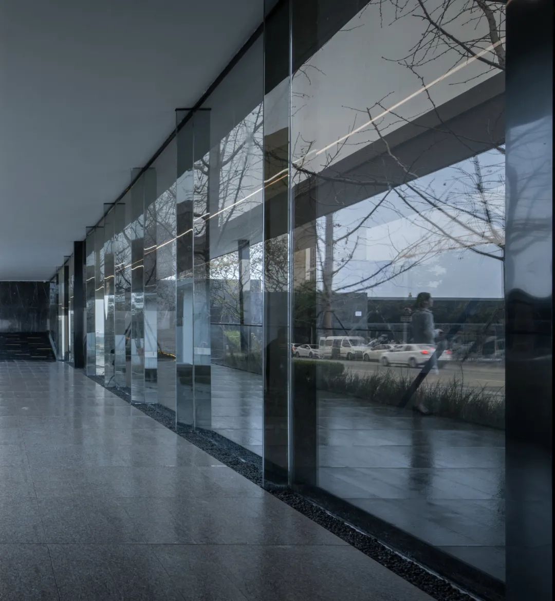 光之自由·玖珑悦的景观空间艺术丨中国无锡丨LAURENT罗朗景观-32