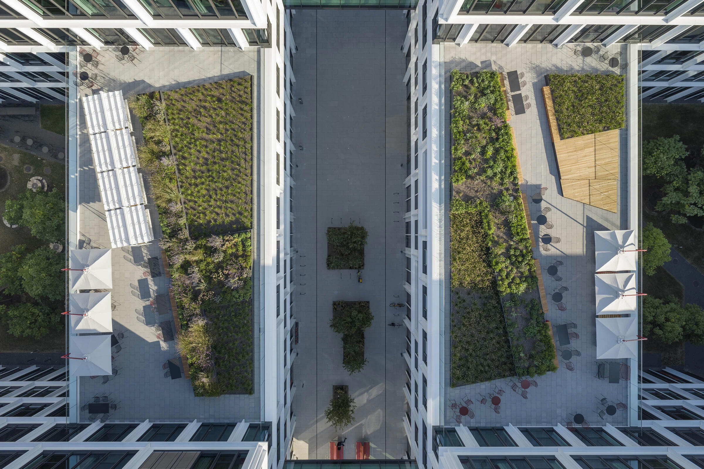 Headquarters of Berliner Sparkasse-50