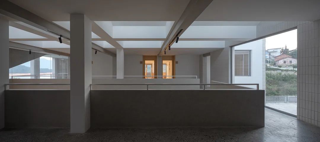 乡村梯田中的光影酒店 · 棠之酒店丨中国郴州丨米凹工作室-56