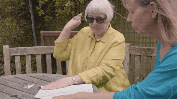 26个大龄女性共建养老社区,男友可以留宿-115