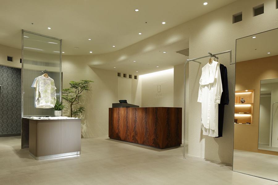 日本年轻女性服装品牌YUW旗舰店设计 - 米尚丽零售设计网 MISUNLY- 美好品牌店铺空间发现者-8