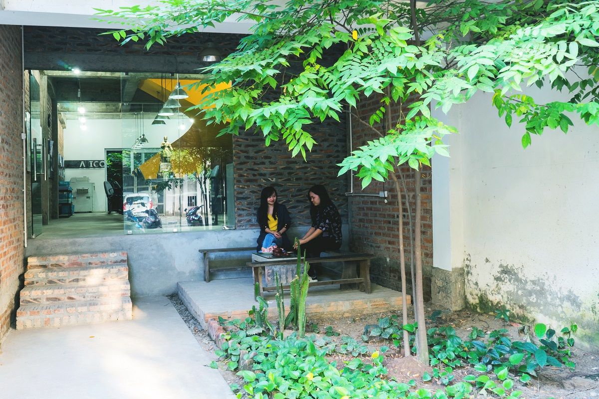 办公楼变身为现代设计工作室-5