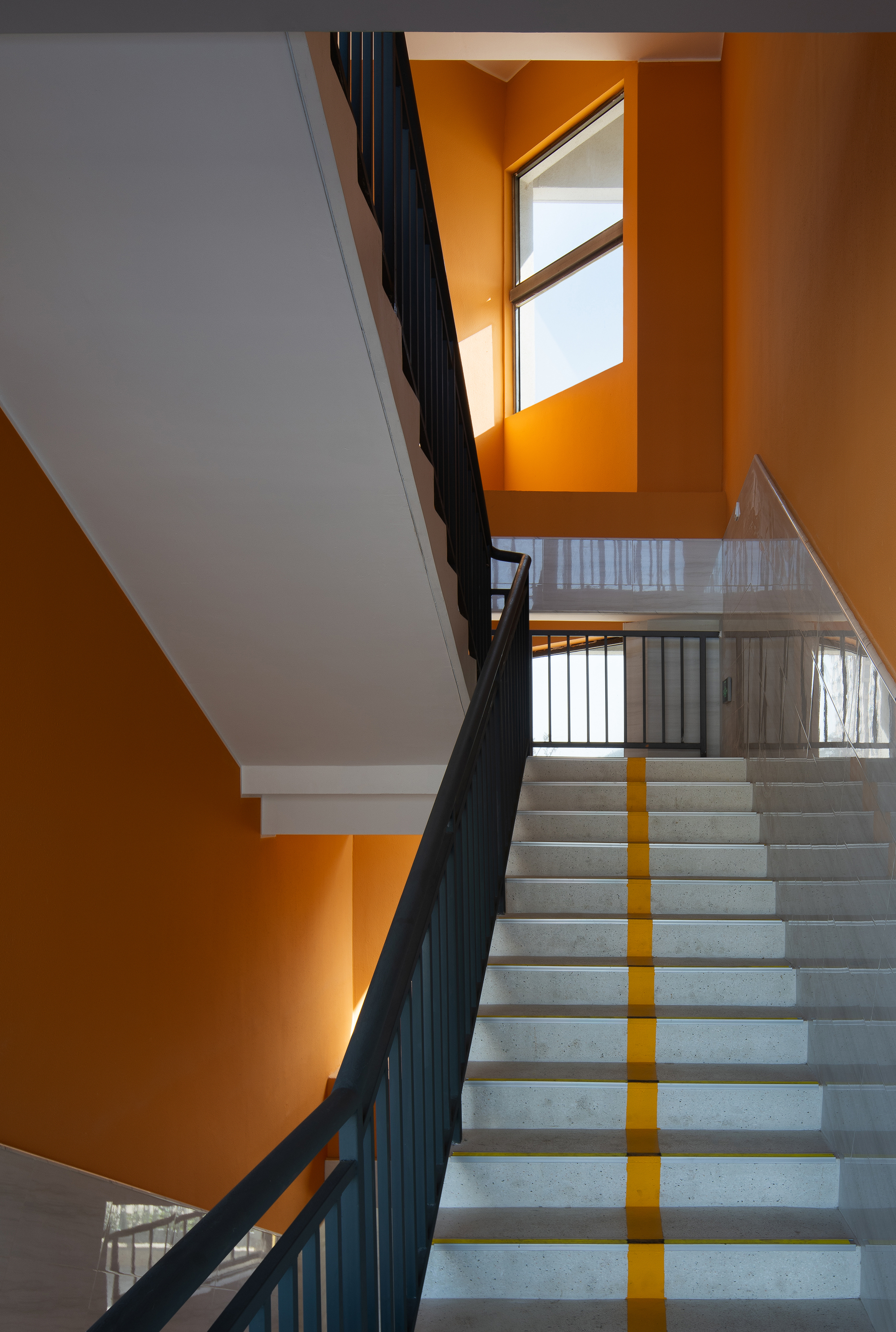 Nanjing Qixia Mountain Shibuqiao Central School / Nanjing Bangjian Urban Architectural Group-46