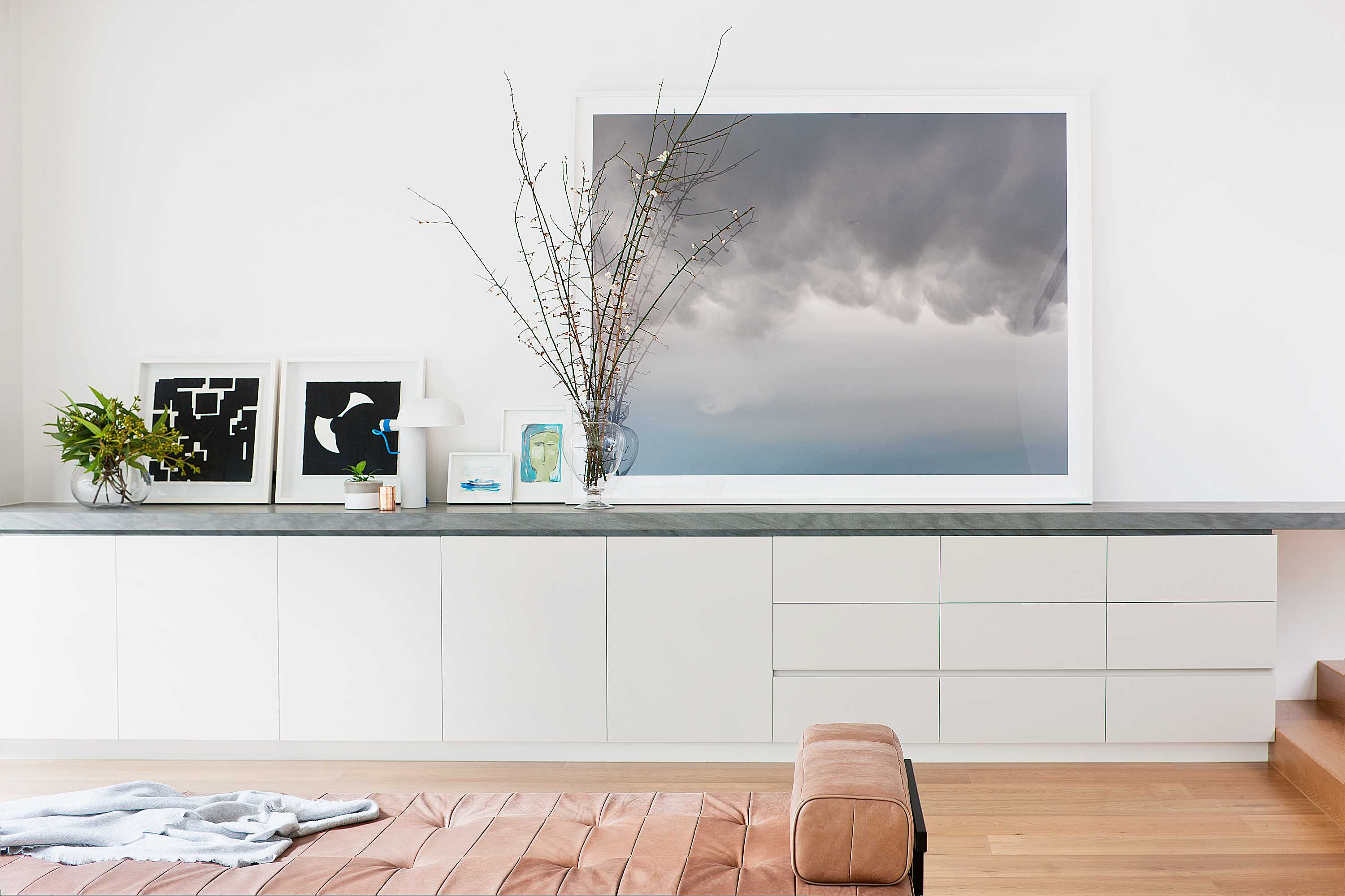 融入自然的私人庭院住宅-14