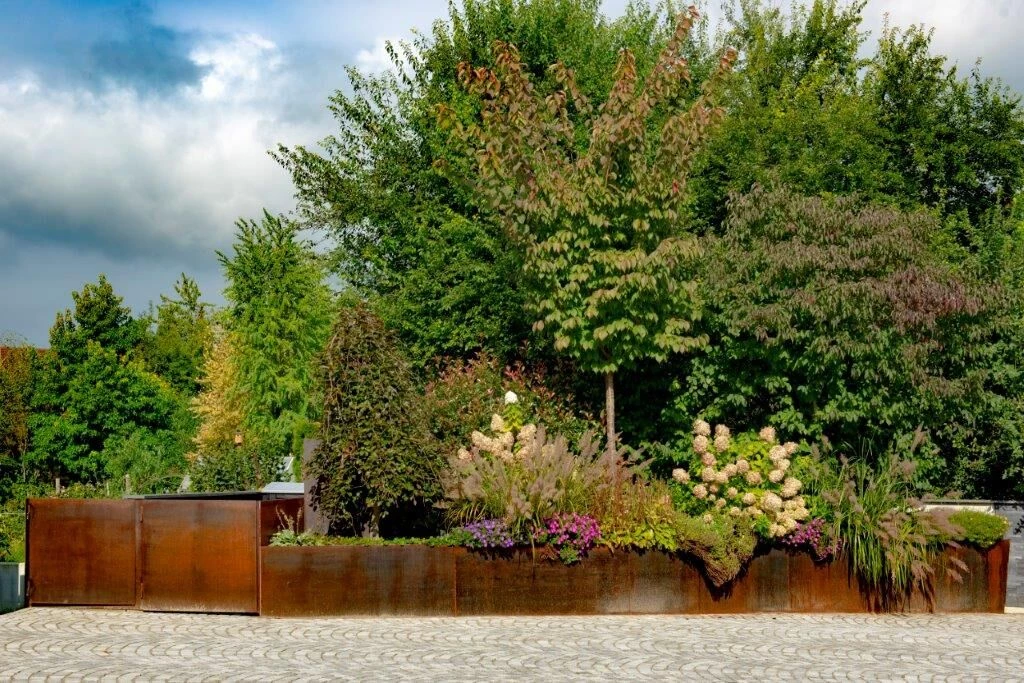 Bauhaus Villa with car lift-41