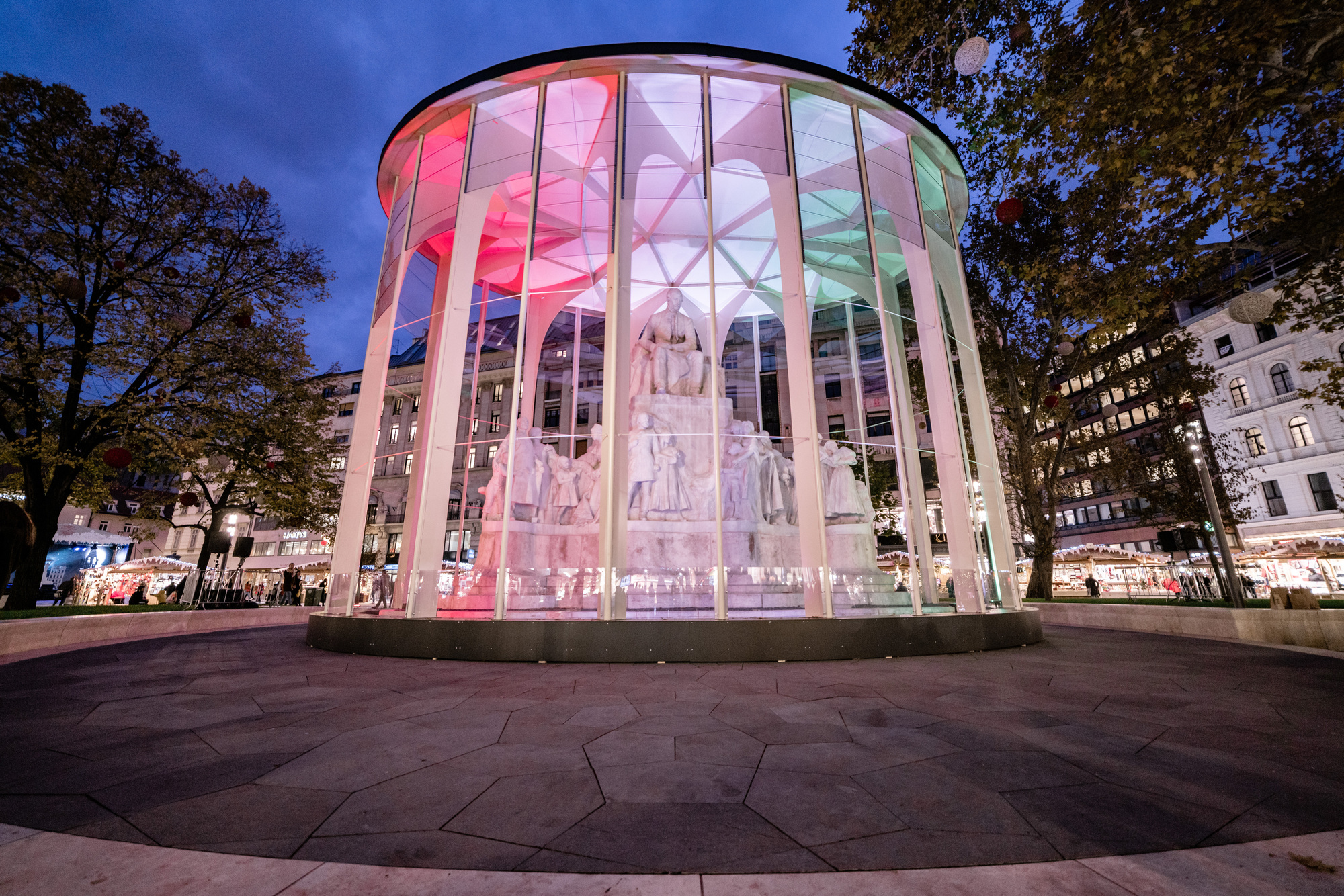 Art Shield Statue Conservation Pavilion / Hello Wood-21