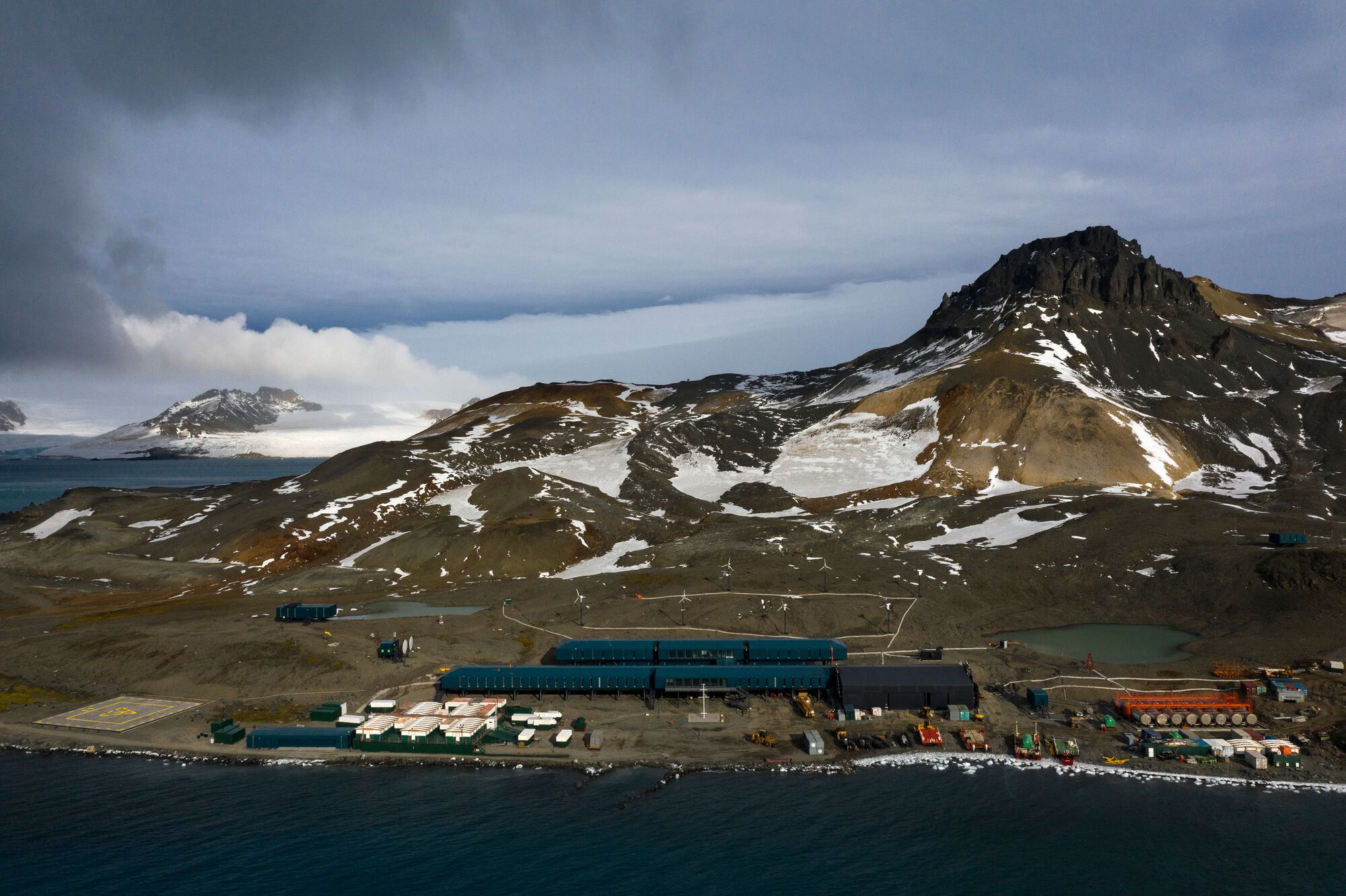 Comandante Ferraz Antarctic Station / Studio 41-57
