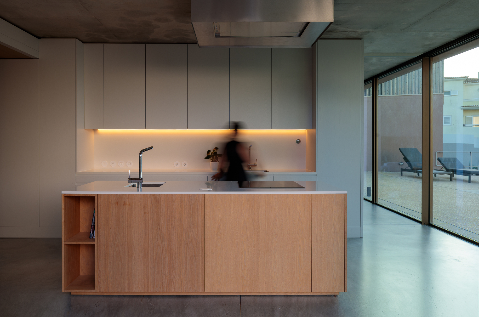 卡伊亚斯的房子丨Portugal丨João Caetano Arquitetura-15