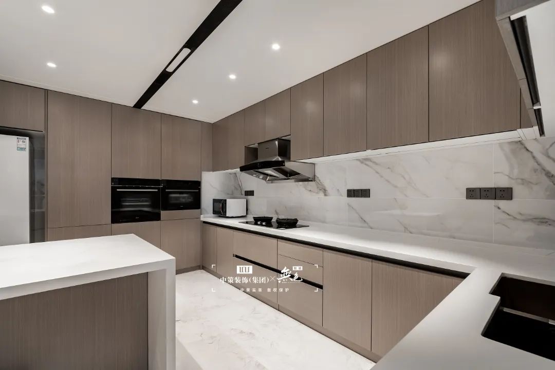 轻奢与古风 · 同款户型的个性解读丨中策装饰-9