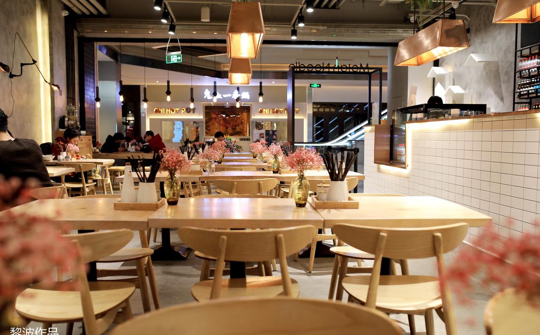 初夏花园 | 极简工业风餐厅设计-16