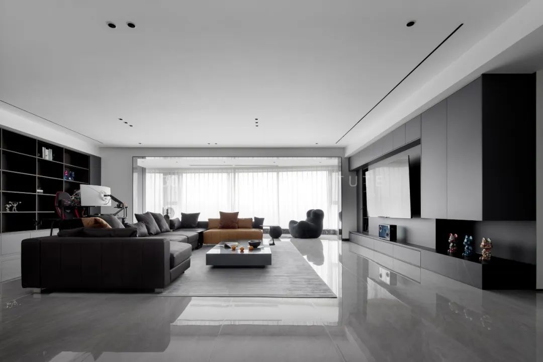 极简黑的魅力 · 广州番禺区的冷静之家丨中国广州丨301 设计研究所-9