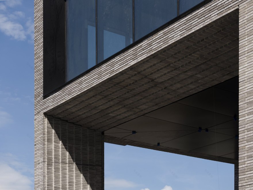 莫斯科“思维· 创新”办公楼设计-19