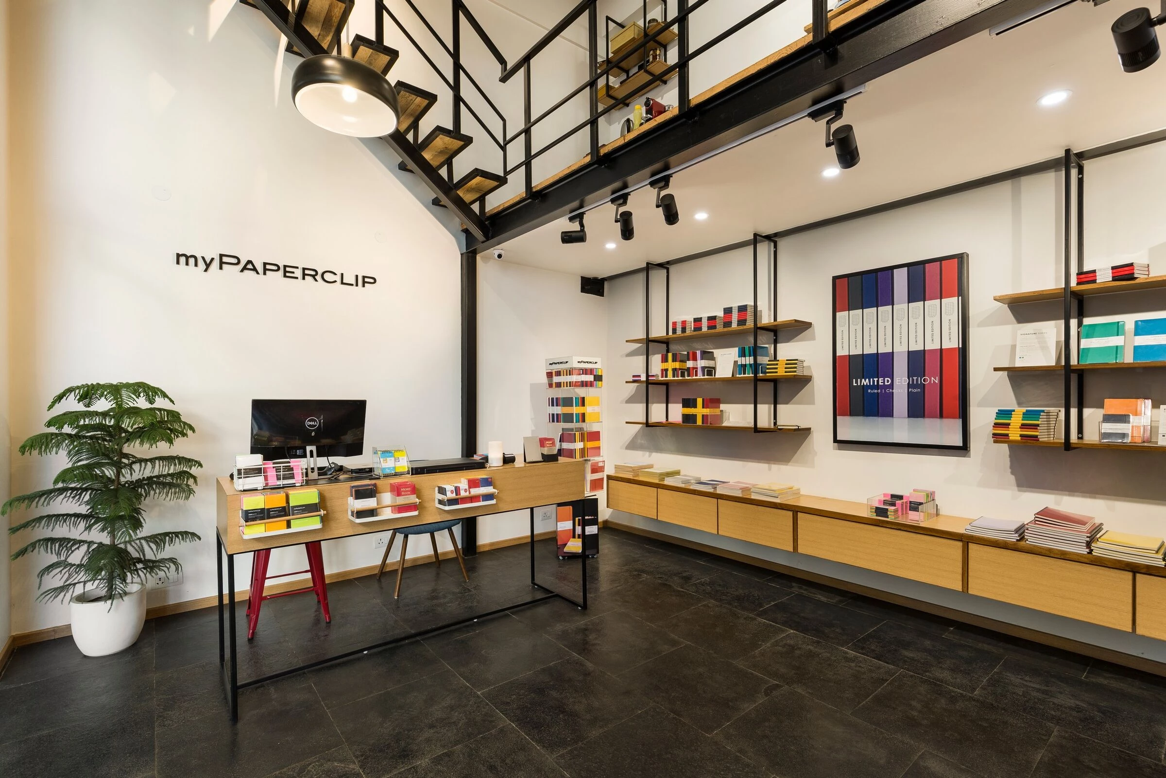 Stationery Experience Center-18