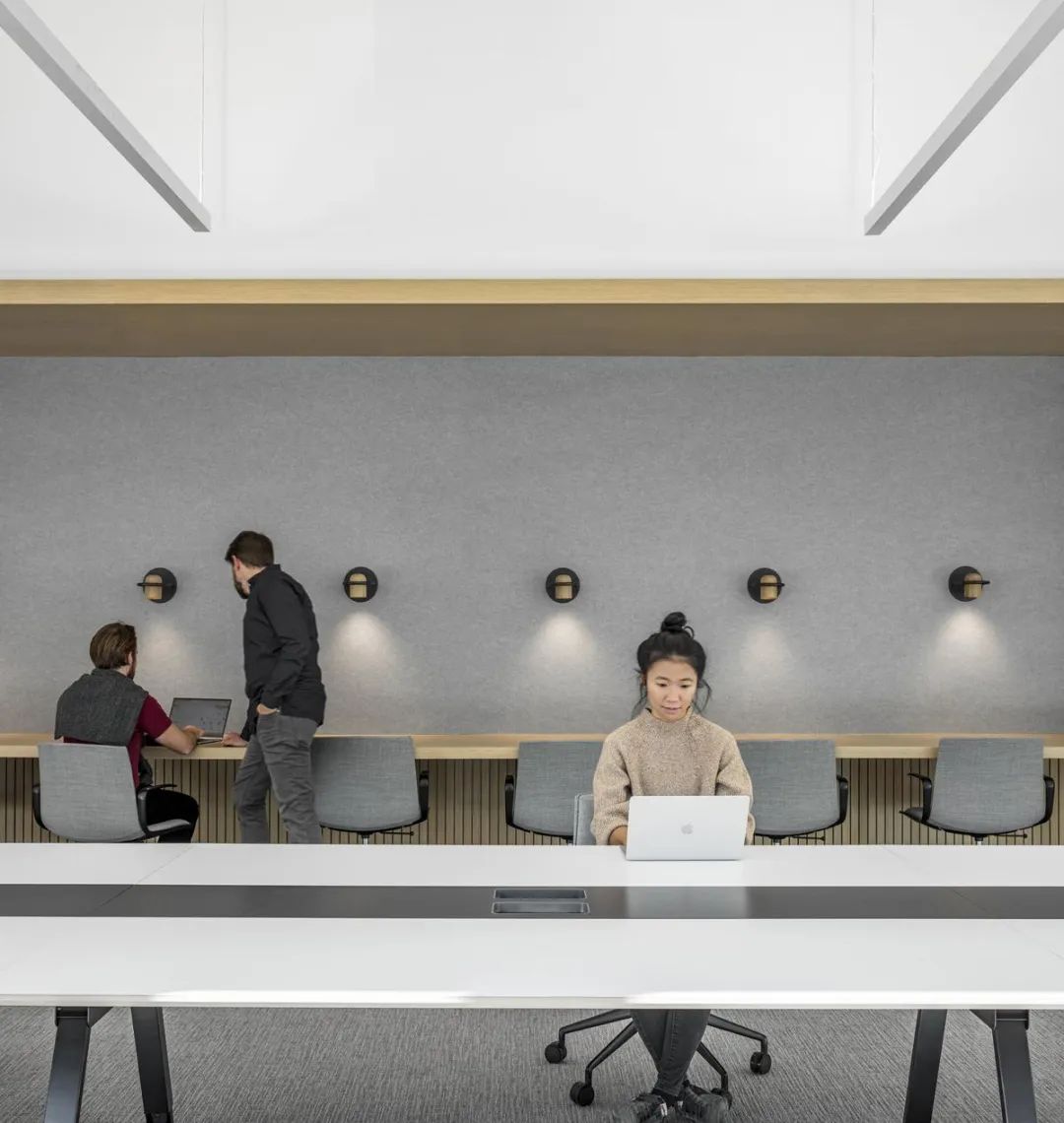 Peloton纽约总部大楼：大气内敛的高级工业风丨美国丨Phil Ward、Peter Knutson、Sohee-39