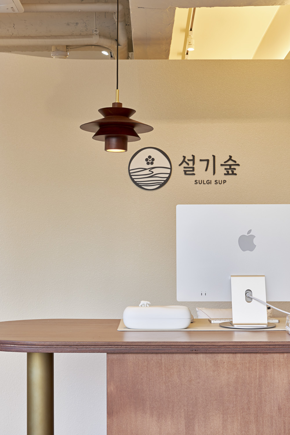 13 坪温暖氛围的白色木质空间设计-7