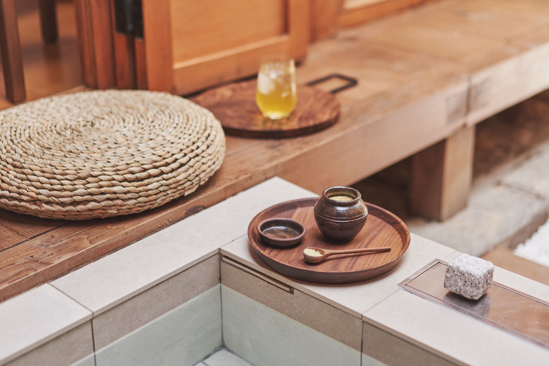 Z_Lab 设计 | 德国一本书民宿（ONE BOOK STAY）-17