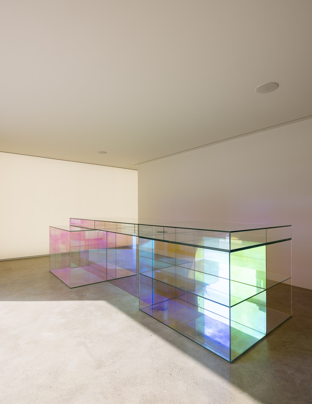 韩国  Creative Studio Unravel 10 个先锋设计 -293