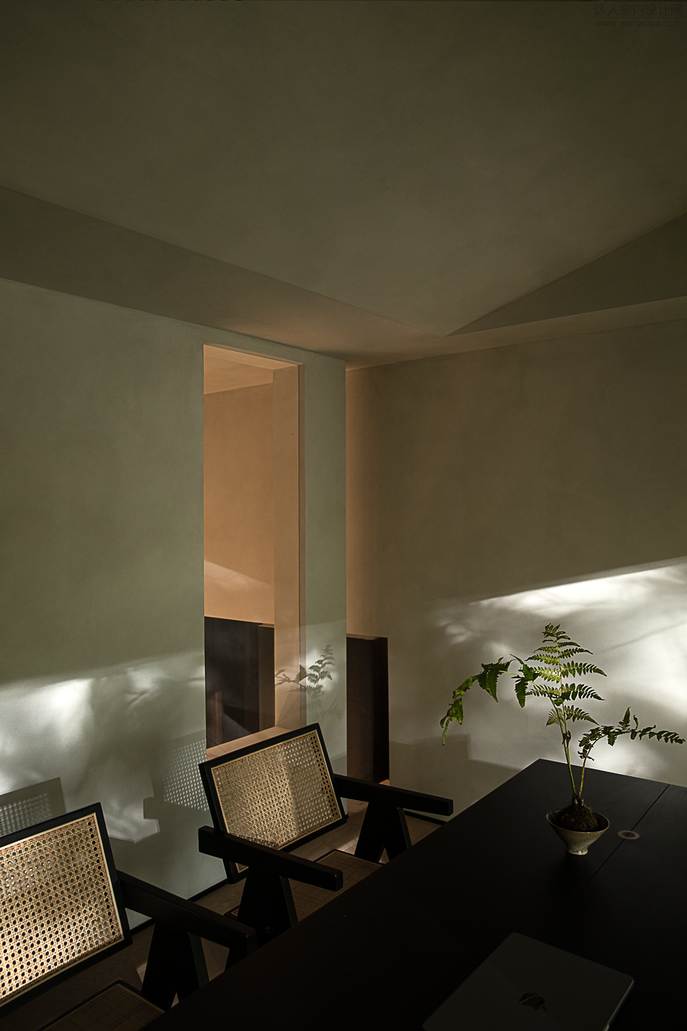 台州 165㎡奢侈品店丨中国台州丨观诺设计-51