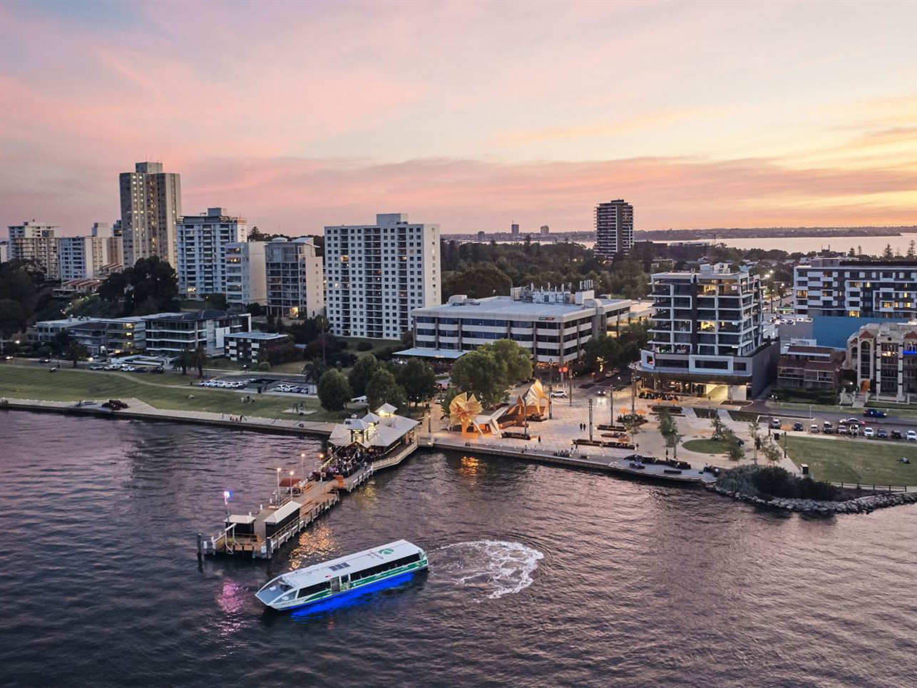 澳大利亚南珀斯市滨海广场-2