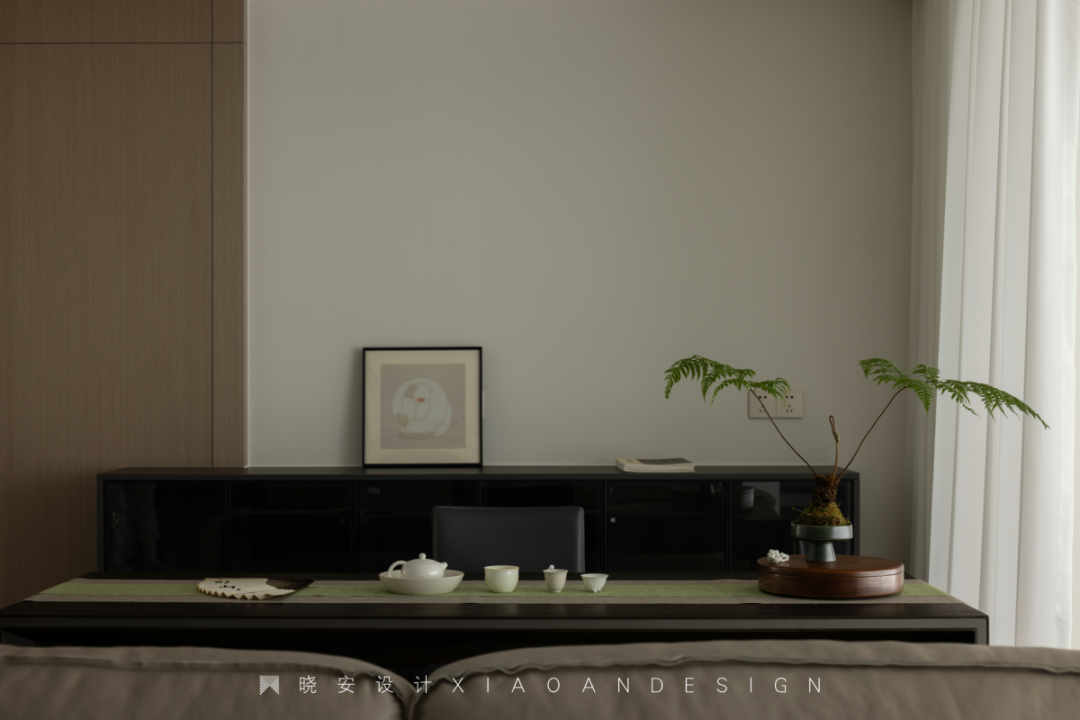 极简原木邂逅黑白灰,打造 125㎡艺术私宅丨晓安设计-33