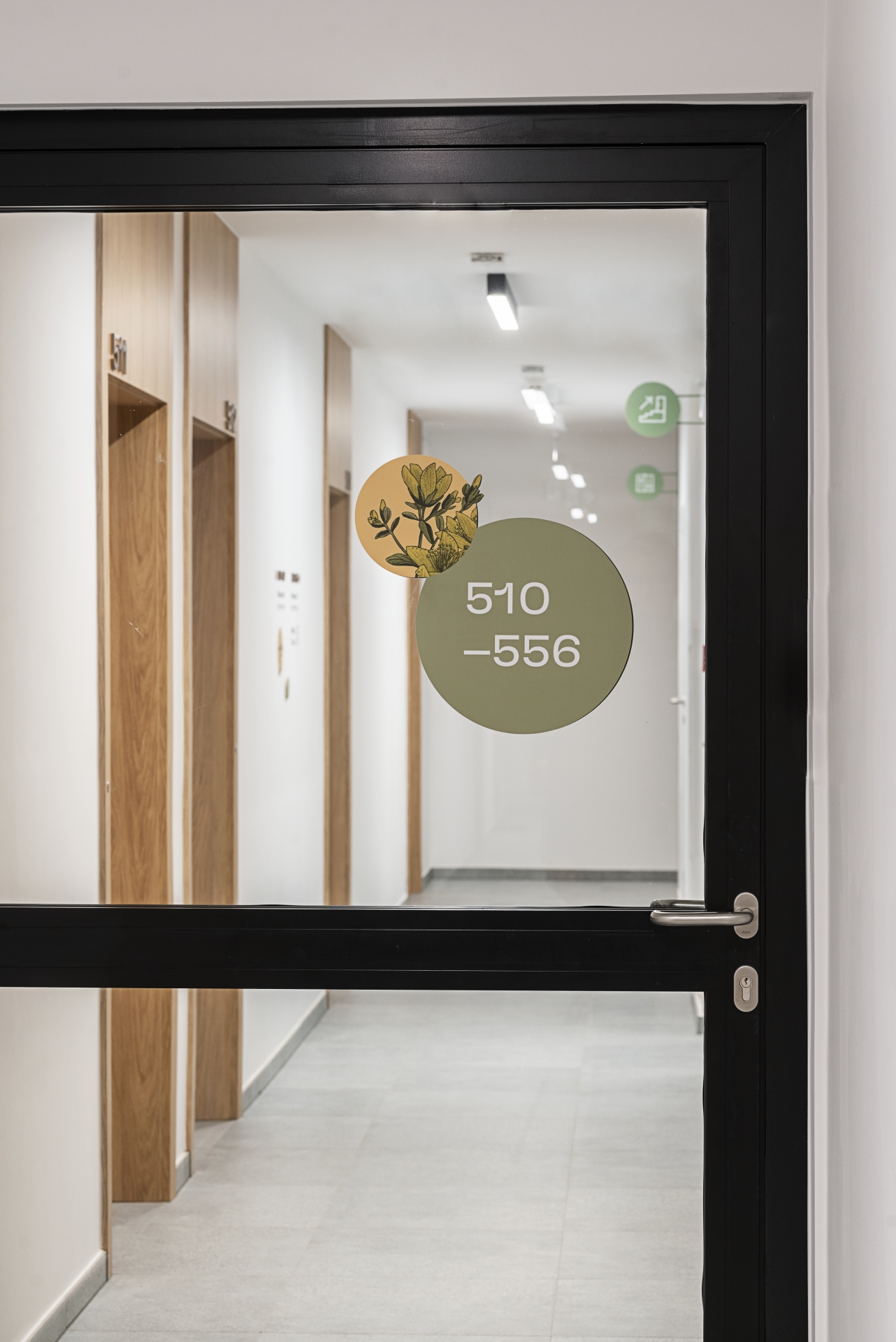 Resi4Rent 大楼导视系统与环境图形设计丨波兰克拉科夫丨blank studio,wayfinding studio-22