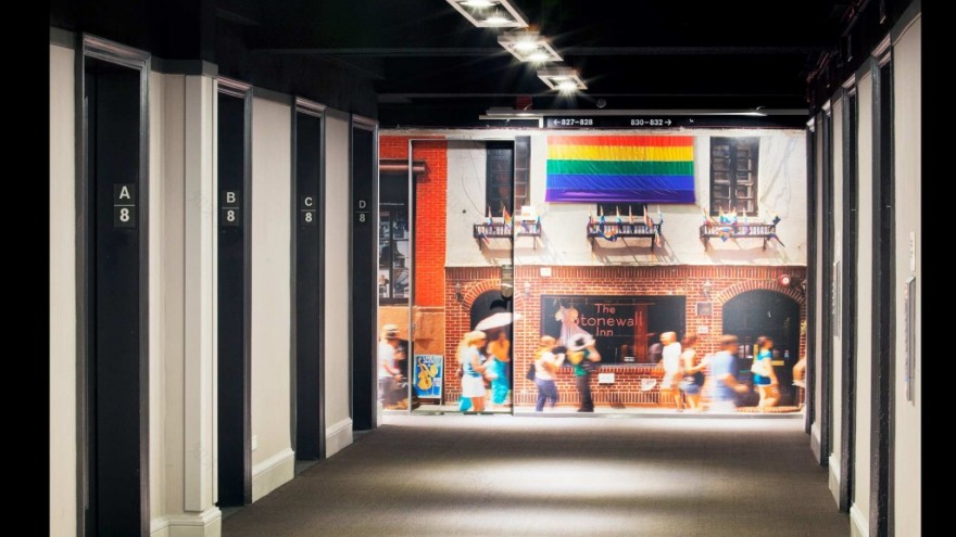 曼哈顿剧院区传奇酒店的“graphic New York”变身-8