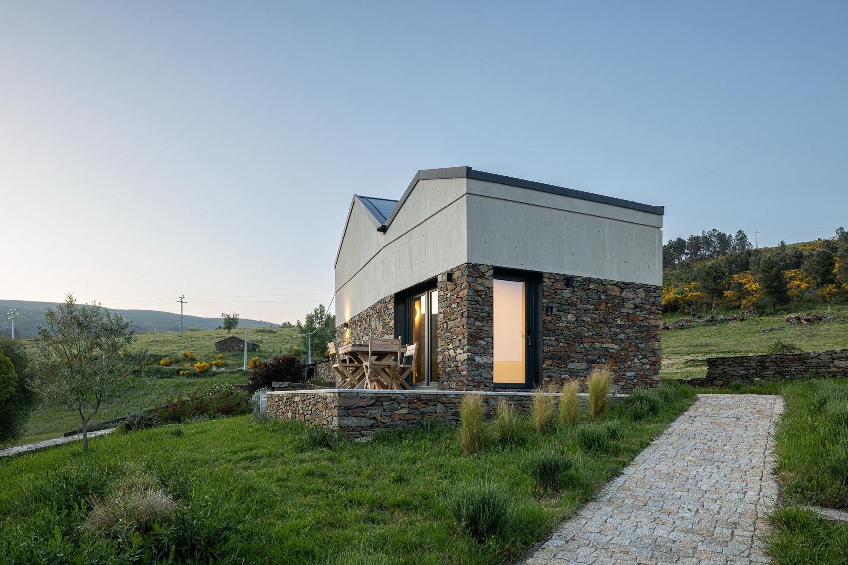 TerraSense山地隐逸度假酒店丨Atelier DRK-86