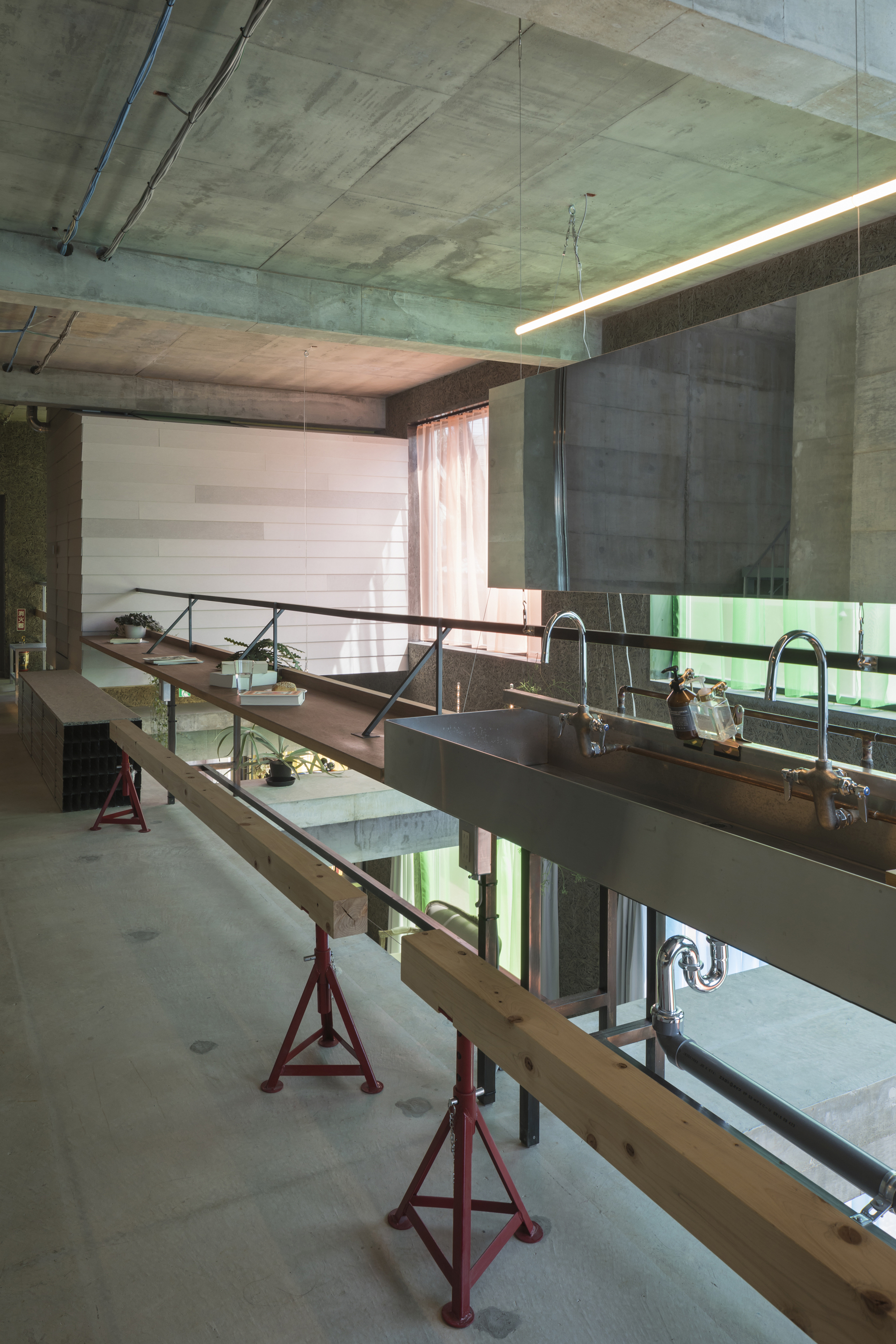 The Blend Inn Hotel / Tato Architects-19