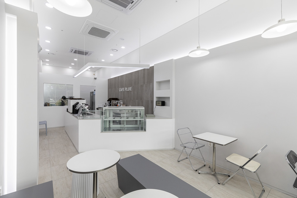 白色迷你设计，16 平咖啡厅的视觉冲击-6