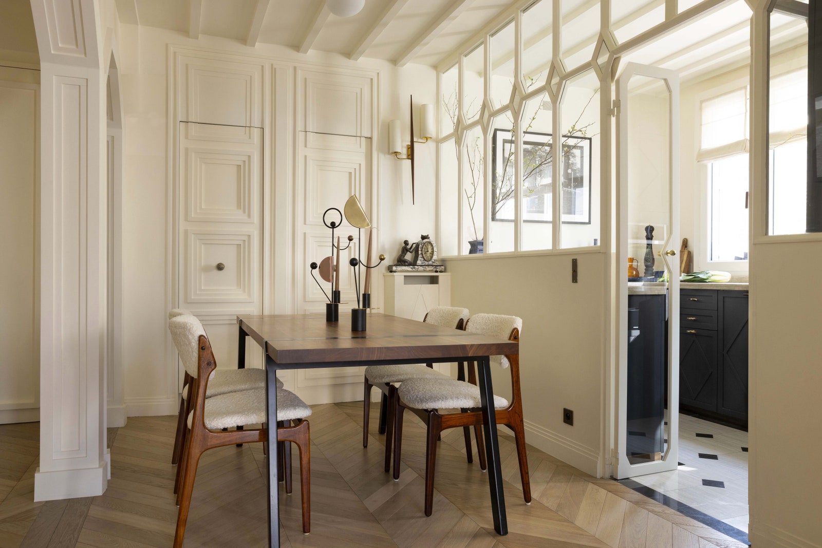 巴黎式豪华游艇公寓设计-8