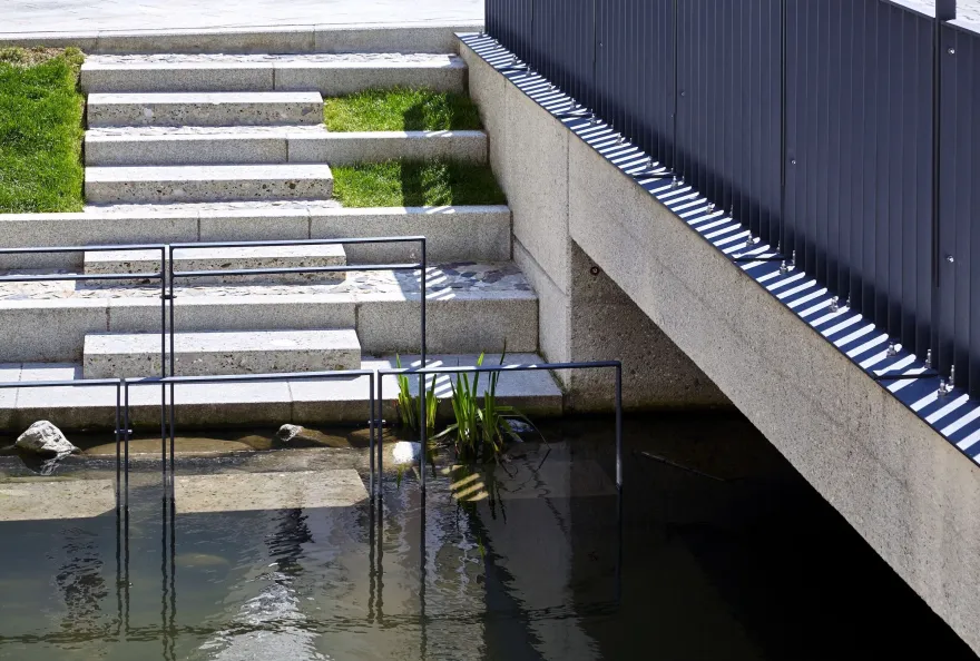 Platz Jesuitenkirche-10