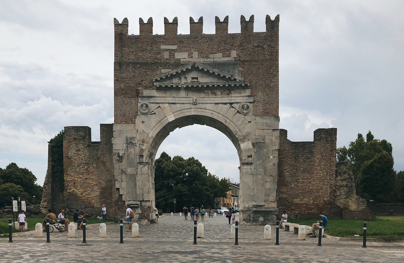 Anastasiya Gushchina 打造意大利 Rimini 优雅公寓，现代简约风典范-6