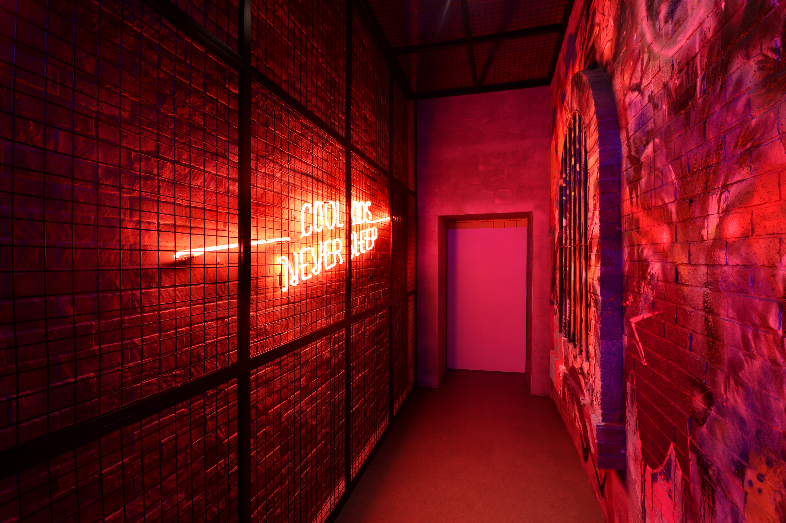 未知兹炒作酒吧-6